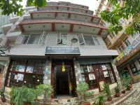 Om Tara Guest House Pvt Ltd Hoteles en 