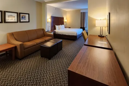 Comfort Inn & Suites Mount Pocono - 2 tähden