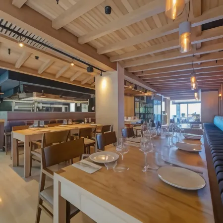 Land's End, Boutique Hotel