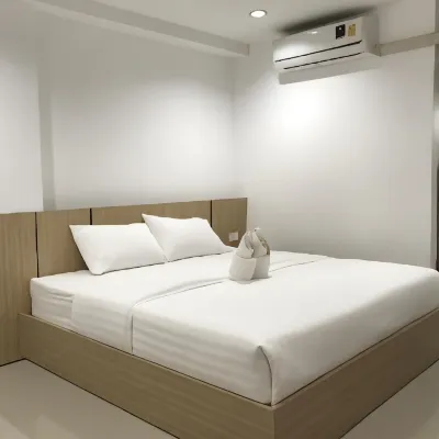 Simon Inn Hotels near Pae Pla Mae Nam Pasak