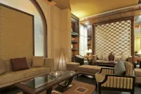 Grand Residency Hotel & Serviced Apartments - Apartments