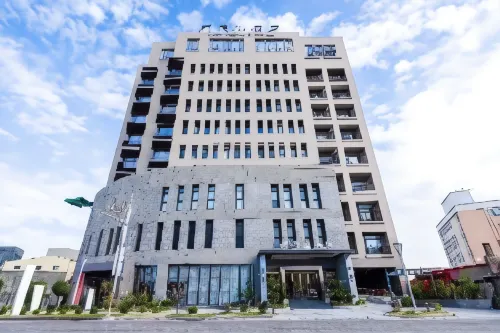 Euphoria Hotel - parking