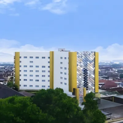 Swiss-Belexpress Yogyakarta Hotels near Reptiles Park Gembira Loka Zoo