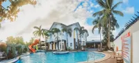 Villa Jhoana Resort - Pools