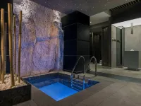 The Palace Hotel, Sunny Day - Hot Springs