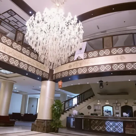 Hayah Plaza Hotel