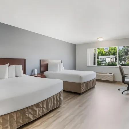 Red Lion Inn & Suites Vancouver