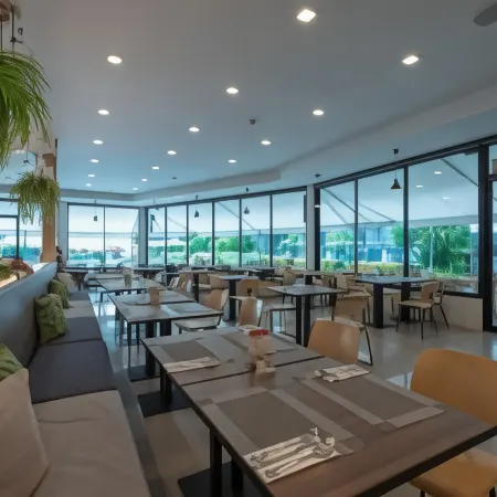 Centara Life Cha-Am Beach Resort Hua Hin