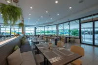Centara Life Cha-Am Beach Resort Hua Hin - Desayuno