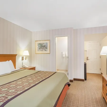 Days Inn by Wyndham Albany Suny