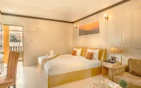 AU Place Hotel - balcony