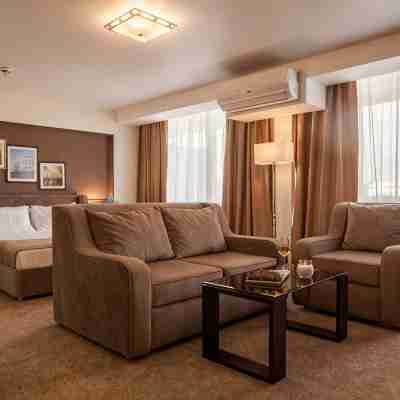 Grand Hotel Zhemchuzhina Rooms