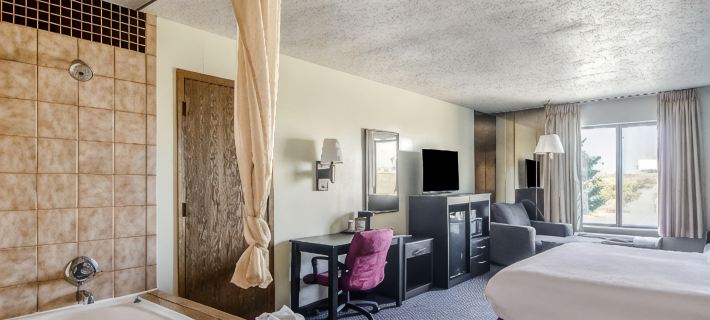 Americas Best Value Inn and Suites Fort Collins East I-25 Hotel di Larimer County