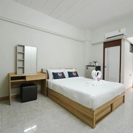 RoomQuest Sps Hotel and Residence