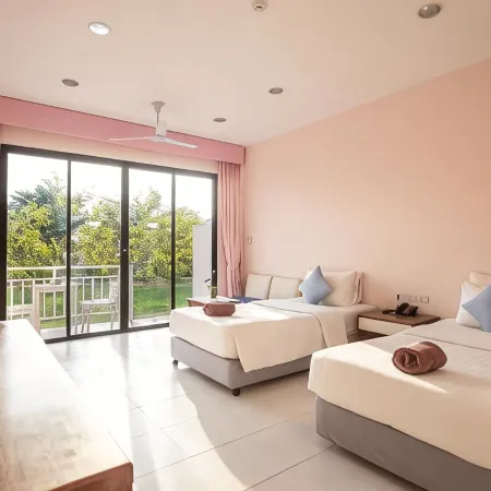 Xanadu Beach Resort