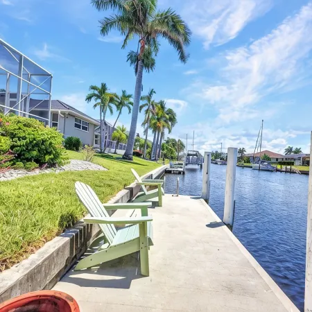 AMAZING!! Remodeled Punta Gorda waterfront home; HEATED SALT POOL; golf nearby