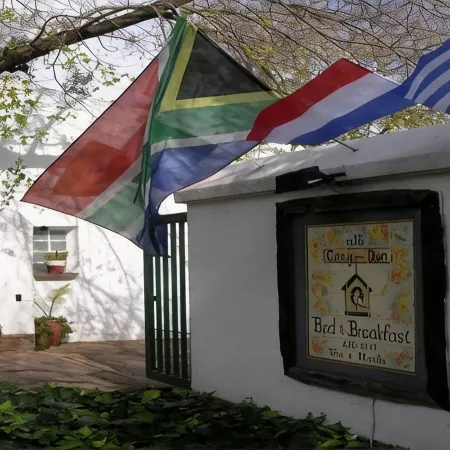 Cosy Den B&B Luxury Guest House Style