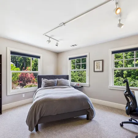 Quiet, luxe, near trails & town Hotels in Arcata