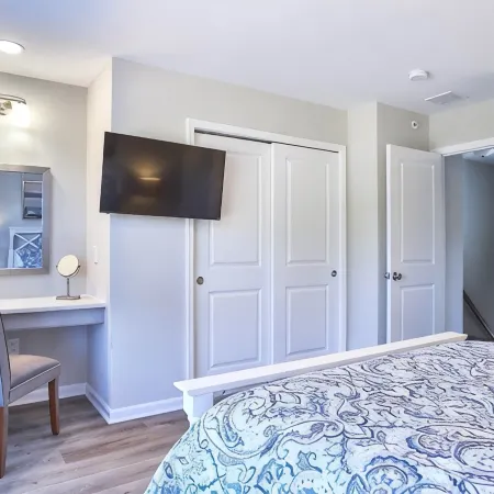 New Condo! Minutes from Sand Springs Golf Course & Wedding/Event Venue