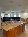Entire house in Wells, ME nestled in a quiet neighborhood a mile from the beach. - Bungalows