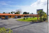 Scottish Inn - Okeechobee - 2-Star