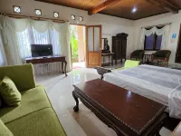 Bukit Alamanda Resort Hotels near Rumah Makan Cibiuk