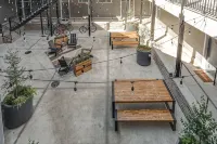 Super Walkable 2-bedroom w/ 5-Star Finishes! - 3-Sterne