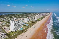 DIRECT OCEANFRONT Condo with BREATHTAKING VIEWS!