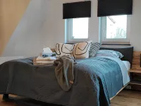 The Polly vacation home is a small, cozy townhouse Hotels near Engelsdorf