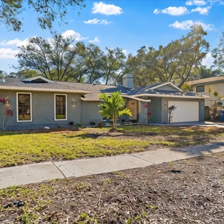 Heated Saltwater Pool & Spa l Family Friendly l Near Beaches & Clearwater