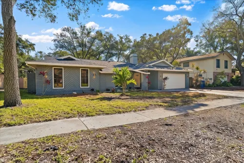Heated Saltwater Pool & Spa l Family Friendly l Near Beaches & Clearwater - Swimmingpools
