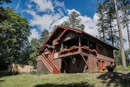 Right Off Main st &Mirror Lake, Olympic Ski Jump View! Fire Pit Hot Tub Foosball - 4-Star