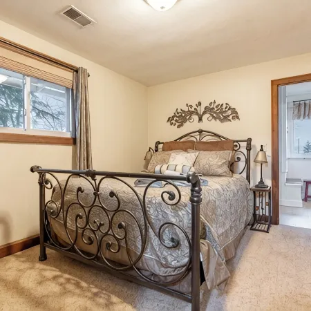 Portage Lakes, Lakefront, Private Dock & Deck