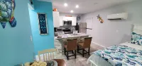 Walk to Beach Access! Coastal Studio – Starfish Stays 2C Dog Friendly. - Wifi