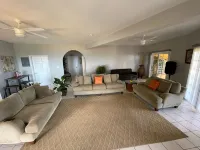 Breathtaking Island Views, Excellent Proximity to Major Beaches and More 노스사이드 호텔