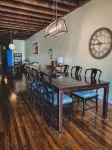 Downtown loft apartment with excellent views, furnishings and location on square