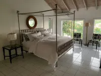 Spacious house with an amazing view of the ocean on a private deck. - 4-Star