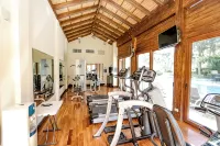 Dream Beach Stay- Spacious 3BR Condo at Playa Hermosa! Cocos & Corales! - Gym