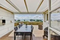 Family-friendly holiday home with a panoramic view of the Aabenraa Fjord - WiFi