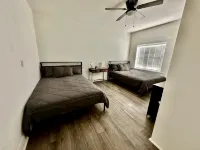 #1 Charming 5BR 1BA Home in Midland – Comfort, Convenience & Great Location! - Bungalows