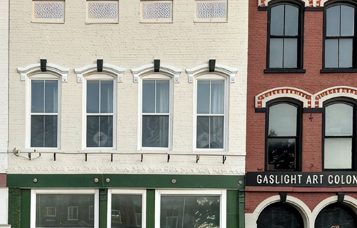 Luxury 1BR/BA Loft in the Heart of Downtown Marshall