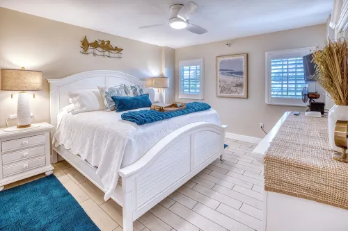 Oceanfront Key Largo Paradise~Private Beach~Pool~Tennis~Marina~Cafe/Bar - Beach