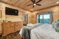 "LAKEVIEW": No Steps, Hot Tub, Boat/Swim Dock, Elevator - Balkoner