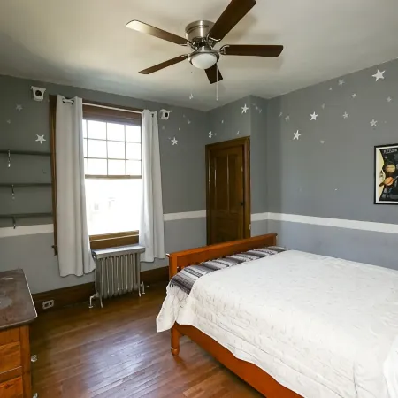 Large, kid friendly, private home on a brick street, 10 mins from downtown