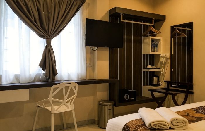 LOUIS Hotel