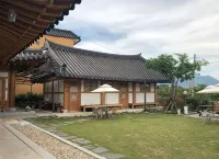 ซุนชอน มูนไลท์ เลิฟ ฮานค เพนชัน - เพนชั่น