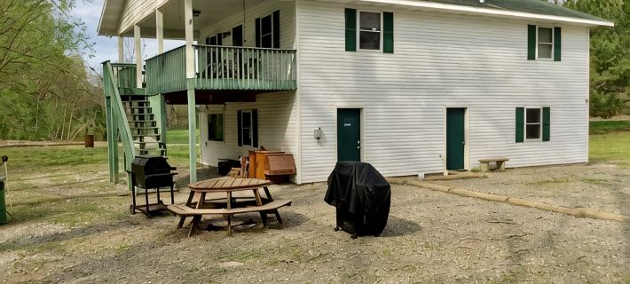 White River trout fishing/reunion getaway in Flippin AR w/boat ramp & game room Hotels in Marion County