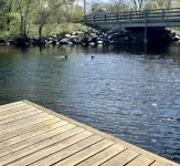 Grandmas Cottage on the River and the Rail Trail in Wolfeboro - Wifi
