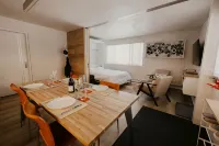 Top-notch comforts in a rural setting in Woody Creek on the River/close to Aspen - 4-Star