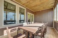 Big Moose Lodge-PRIVATE Saltwater Pool, Private Hot Tub, Pool Table-Elite Escape - 4성급